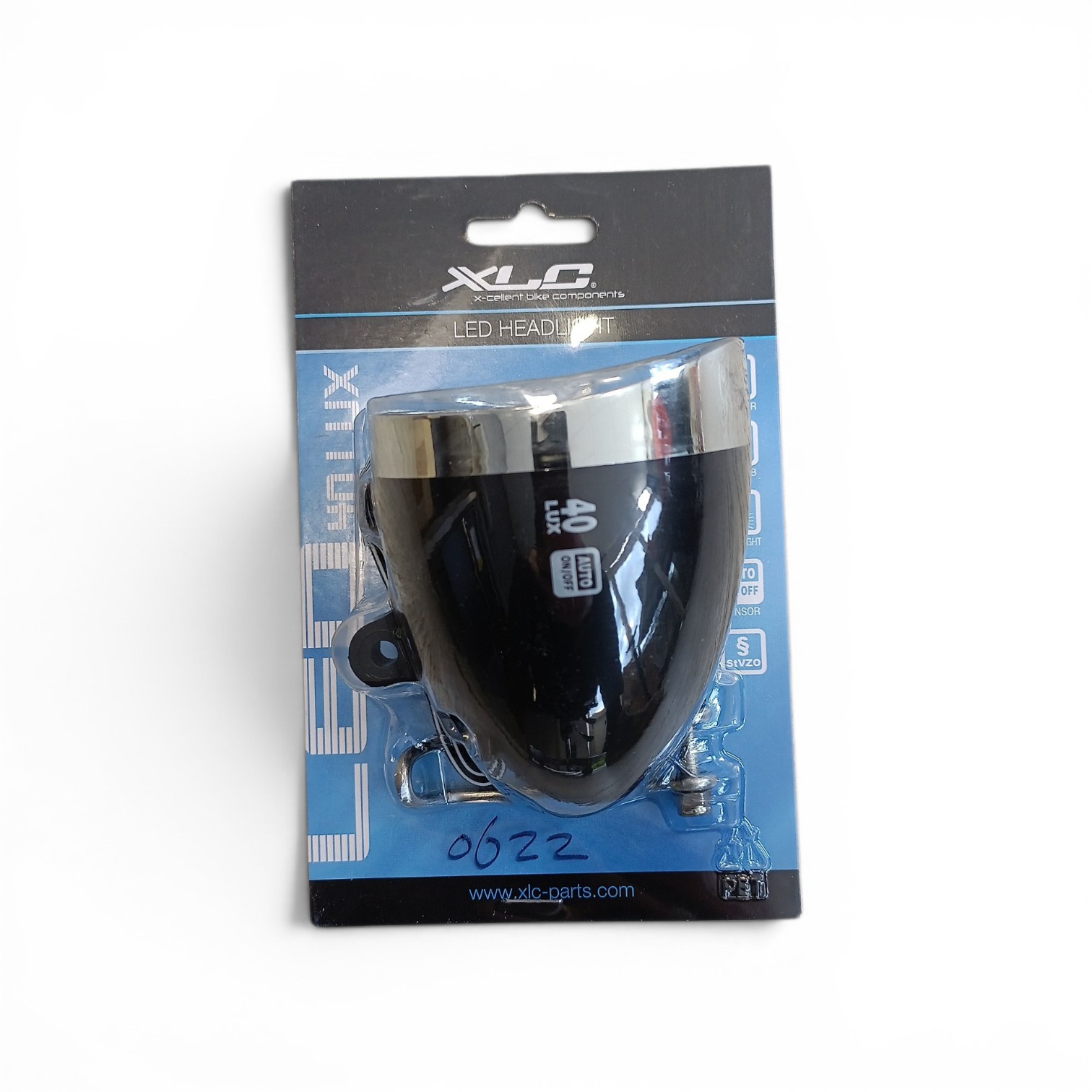 XLC Classic LED Koplamp 40 lux auto/on/off  zwart. (hangverpakking)