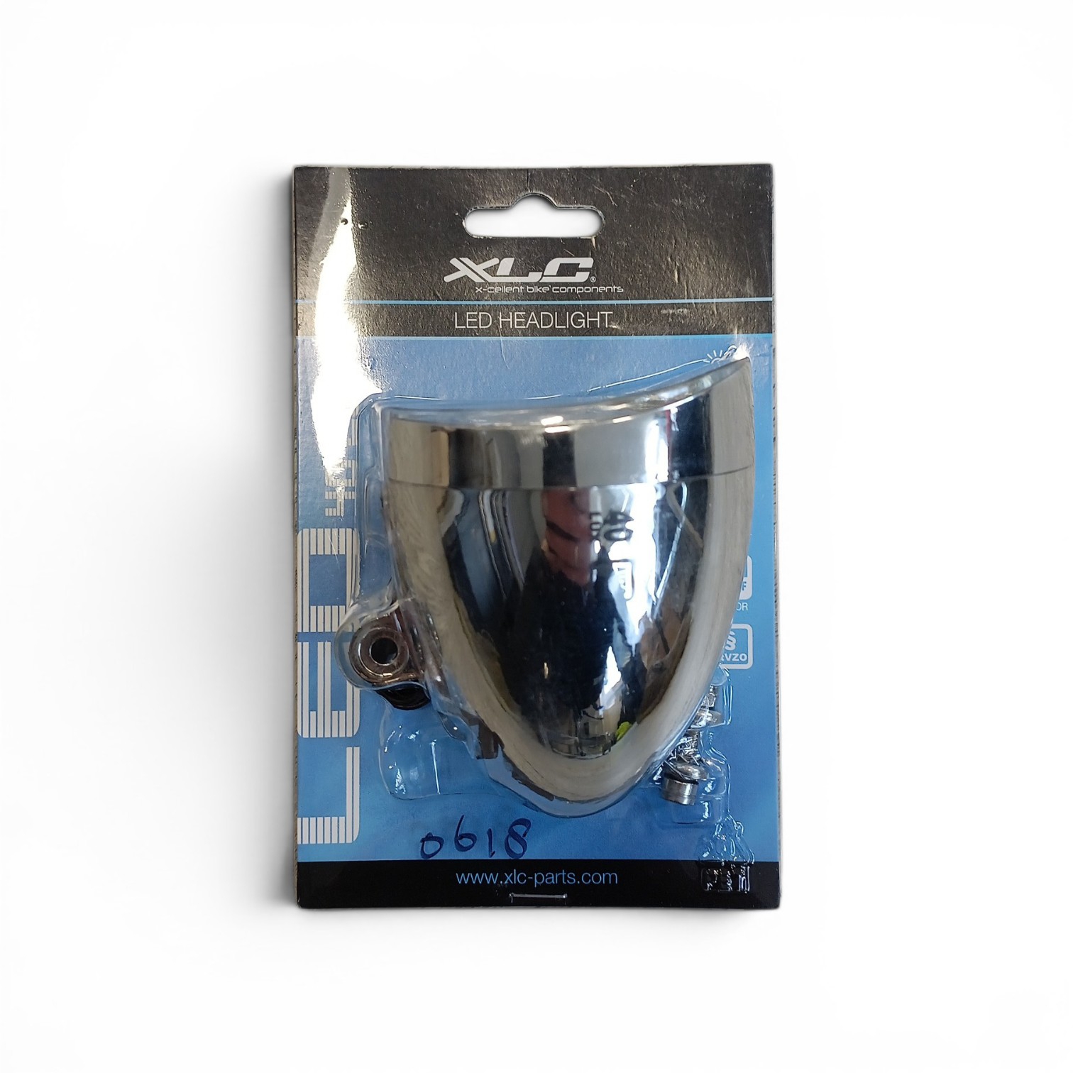 XLC Classic LED Koplamp 40 lux auto/on/off  chroom. (hangverpakking)